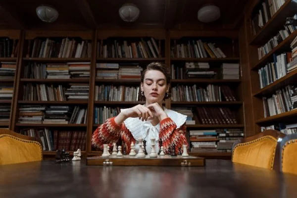 丁立人夺国际象棋候选人赛冠军 再战古克什向世界棋王发起冲击